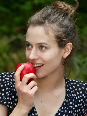 Постер к фильму "Белоснежка. Сказка для взрослых" #352777