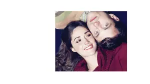 Задник к фильму "Адам" #651190