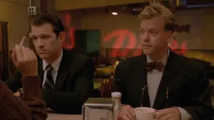 Задник к фильму "Твин Пикс: Сквозь огонь" #643286