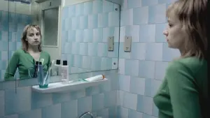 Видео к фильму 4 месяца, 3 недели и 2 дня | 4 Months, 3 Weeks and 2 Days (2007) ORIGINAL TRAILER [HD 1080p]