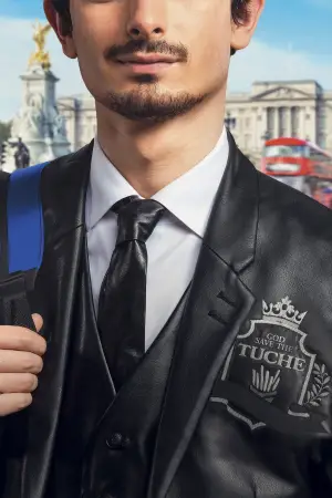 Постер к фильму "Семейка с приветом 5: Боже, храни Тюш!" #653808