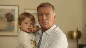 Задник к фильму "Не все дома" #414910