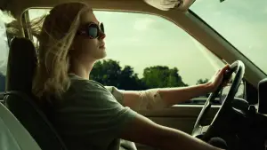 Задник к фильму "Исчезнувшая" #555142