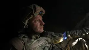 Задник к фильму "2000 Meters to Andriivka" #539431