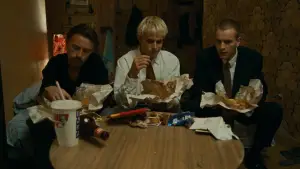 Задник к фильму "На игле" #656441