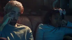 Задник к фильму "Хорошее время" #687644