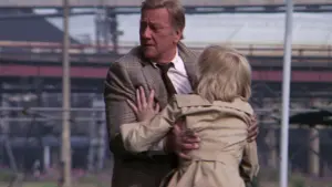 Задник к фильму "Брэнниган" #461601