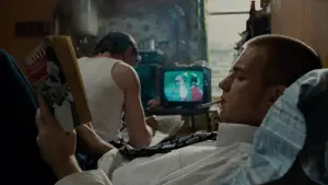 Задник к фильму "На игле" #656427