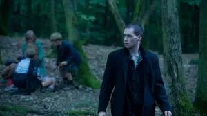 Задник к фильму "Лоре" #708294