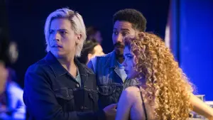 Задник к фильму "Мой фальшивый парень" #433349