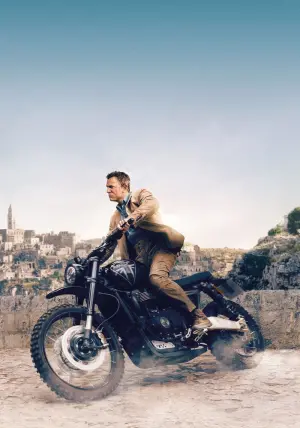 Постер к фильму "007: Не время умирать" #219571