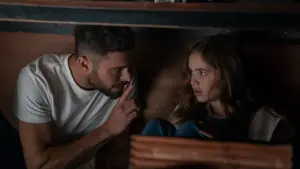 Задник к фильму "Воспламеняющая взглядом" #377251