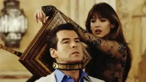 Задник к фильму "007: И целого мира мало" #625740