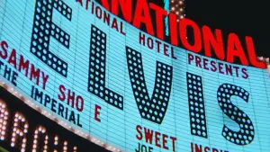 Задник к фильму "EPiC: Elvis Presley in Concert" #762556