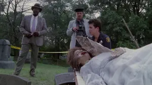 Задник к фильму "Два злобных глаза" #433287