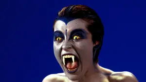 Задник к фильму "Логово белого червя" #349210