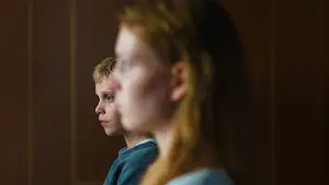 Задник к фильму "A Family" #770930