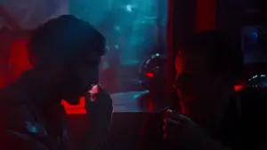 Задник к фильму "Мы все чужие" #664545