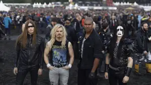 Задник к фильму "Ещё более тяжёлая поездка" #668015