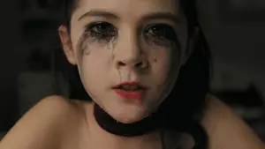 Задник к фильму "Дитя тьмы" #698972