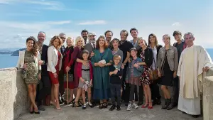 Задник к фильму "Идеальная семья" #296238