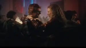 Задник к фильму "How to Be Normal and the Oddness of the Other World" #781580