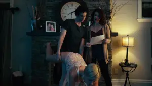 Задник к фильму "Как организовать оргию в небольшом городке" #343619