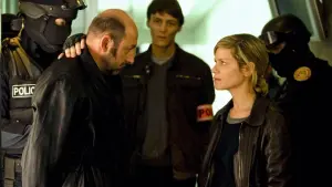 Задник к фильму "22 пули: Бессмертный" #271657