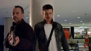 Задник к фильму "Бешеные" #437332