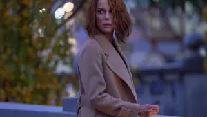 Задник к фильму "Досье «Чёрная канарейка»" #623075