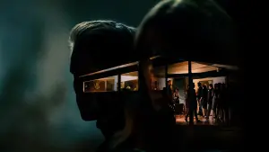 Видео к фильму Кто их пригласил? | Official Red Band Trailer