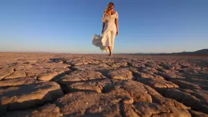 Задник к фильму "Адская пасть Мохаве" #130291