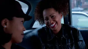 Задник к фильму "Лов Джоунс" #689354