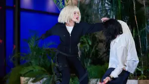 Задник к фильму "Досье «Чёрная канарейка»" #623189