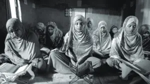Задник к фильму "সাঁকোটা দুলছে" #915228