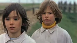 Задник к фильму "Дух улья" #204435