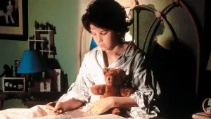 Задник к фильму "Бумажный дом" #358187