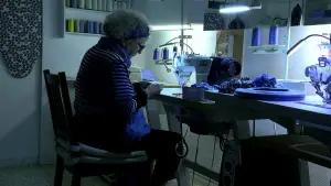 Задник к фильму "Happy in Blue" #773987