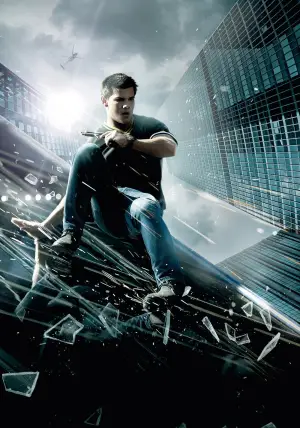 Постер к фильму "Погоня" #743084