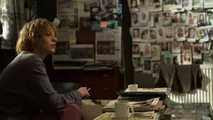 Задник к фильму "Ритм-секция" #385934