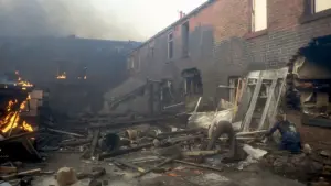 Задник к фильму "Нити" #491074