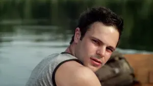 Задник к фильму "Внизу" #447623