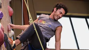 Задник к фильму "Неуловимый аромат любви" #249241