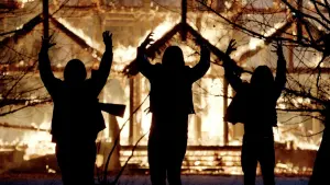 Видео к фильму Властелины хаоса | Lords of Chaos - Official Film Trailer (HD)