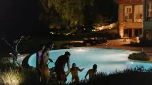 Задник к фильму "Бассейны" #638620