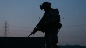 Задник к фильму "Без цензуры" #397707