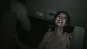 Задник к фильму "Паранормальное явление: Ближайшая родня" #325883