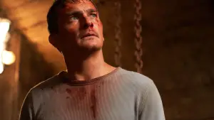 Задник к фильму "Досье «Чёрная канарейка»" #623122