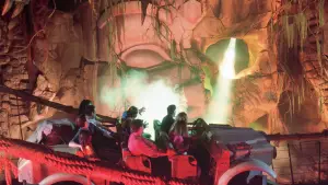 Задник к фильму "Индиана Джонс и Храм Судьбы" #587843