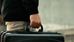 Задник к фильму "Agak Laen: Menyala Pantiku!" #531880